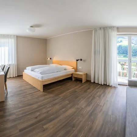Untermelz 3*